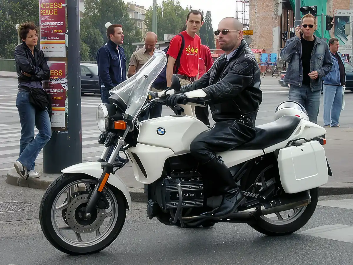 Meine ausgemusterte Polizei-Maschine